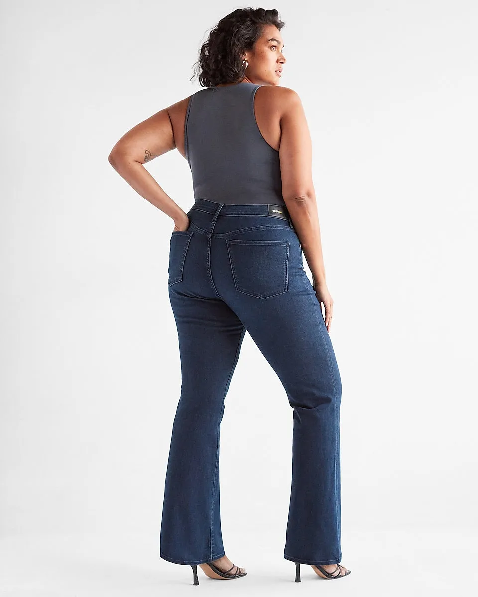 Mid Rise Dark Wash Curvy Bootcut Jeans in Dark Wash