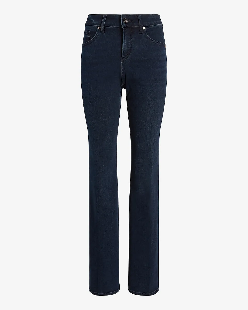 Mid Rise Dark Wash Curvy Bootcut Jeans in Dark Wash