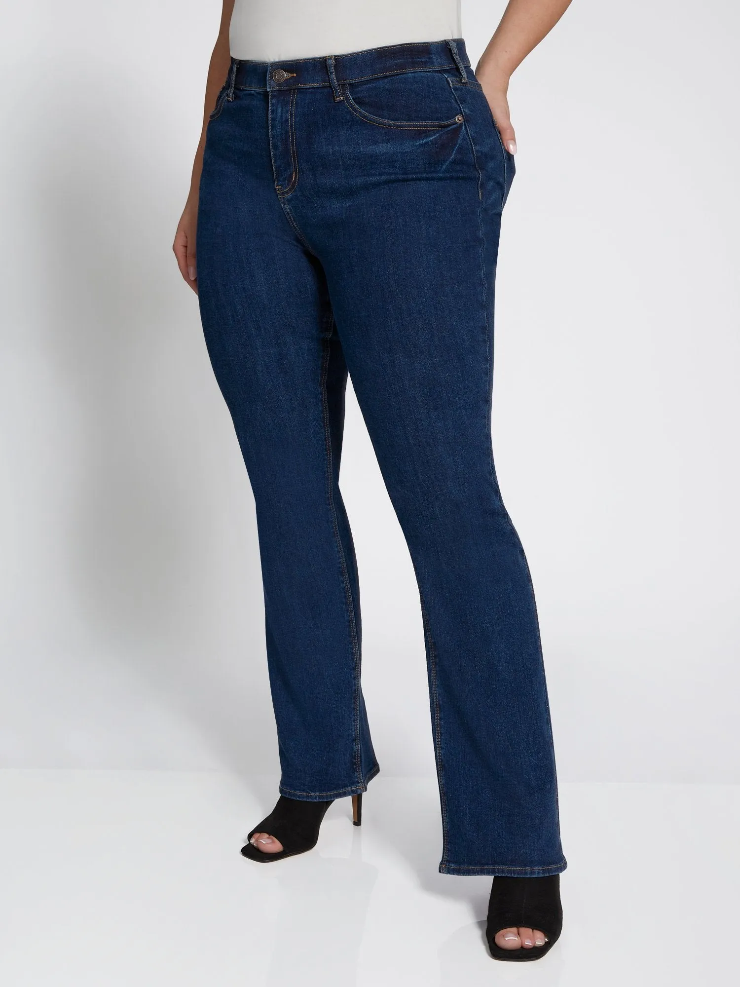 Petite Essential Mid Rise Bootcut Jeans